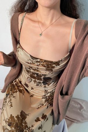 Quick Outfits, Modest Fashion Outfits Ideas Vintage Floral Maxi Dress