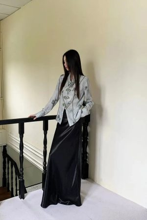 Quick Outfits, Modest Fashion Outfits Ideas Vintage Floral Saddle Buckle Shirt