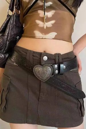 Quick Outfits, Modest Fashion Outfits Ideas Vintage Heart Belt