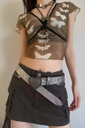 Quick Outfits, Modest Fashion Outfits Ideas Vintage Heart Belt