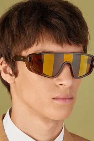 Quick Outfits, Modest Fashion Outfits Ideas Vintage Mask Shaped Goggles