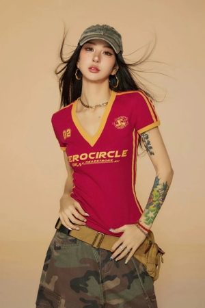 Quick Outfits, Modest Fashion Outfits Ideas Vintage Striped V Neck Jersey Top