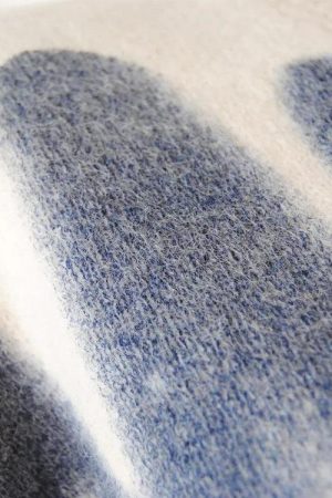 Quick Outfits, Modest Fashion Outfits Ideas Wavy Line Design Knitted Sweater