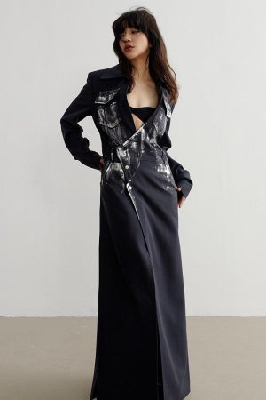 Quick Outfits, Modest Fashion Outfits Ideas White Distressed Long Blazer