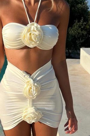 Quick Outfits, Modest Fashion Outfits Ideas White Rose Three Piece Bikini Set