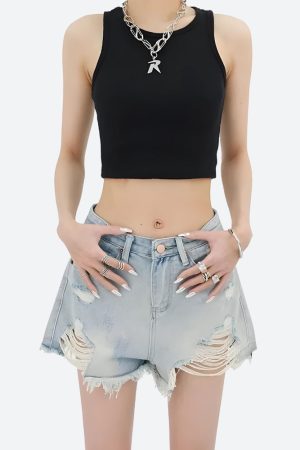 Quick Outfits, Modest Fashion Outfits Ideas Wide Leg Ripped Denim Shorts