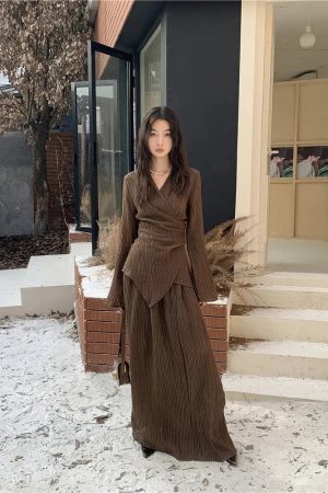 Quick Outfits, Modest Fashion Outfits Ideas Wrap Around Blouse & Maxi Skirt Two Piece Set