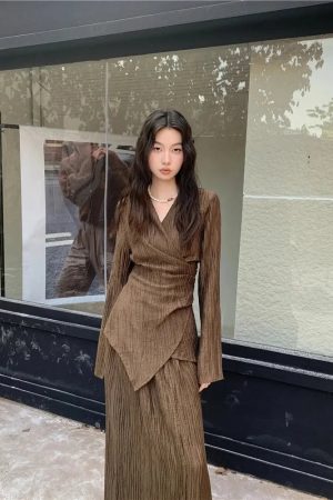 Quick Outfits, Modest Fashion Outfits Ideas Wrap Around Blouse & Maxi Skirt Two Piece Set