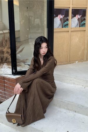 Quick Outfits, Modest Fashion Outfits Ideas Wrap Around Blouse & Maxi Skirt Two Piece Set