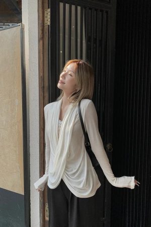 Quick Outfits, Modest Fashion Outfits Ideas Wrap Lace Blouse