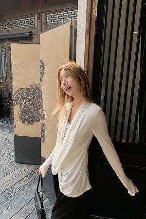 Quick Outfits, Modest Fashion Outfits Ideas Wrap Lace Blouse