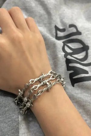 Quick Outfits, Modest Fashion Outfits Ideas Y2K Barbed Wire Necklace