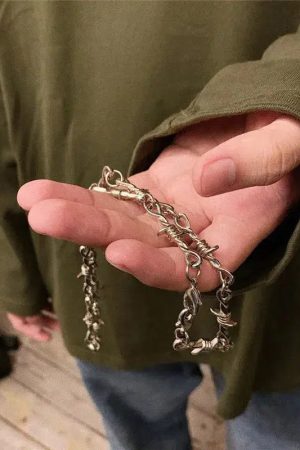 Quick Outfits, Modest Fashion Outfits Ideas Y2K Barbed Wire Necklace