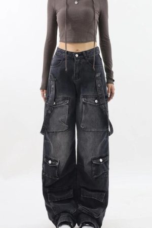 Quick Outfits, Modest Fashion Outfits Ideas Y2K Belted Dark Wash Cargo Jeans
