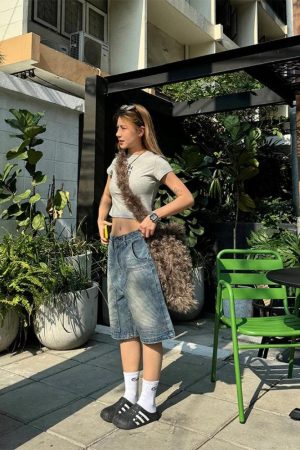 Quick Outfits, Modest Fashion Outfits Ideas Y2K Bermuda Shorts