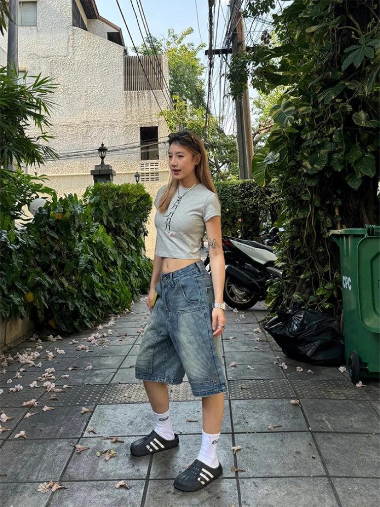 Quick Outfits, Modest Fashion Outfits Ideas Y2K Bermuda Shorts Quick Outfits, Modest Fashion Outfits Ideas Y2K Bermuda Shorts