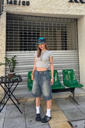 Quick Outfits, Modest Fashion Outfits Ideas Y2K Bermuda Shorts