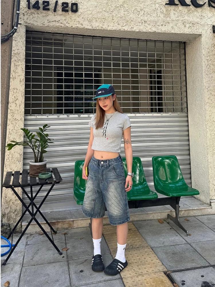 Quick Outfits, Modest Fashion Outfits Ideas Y2K Bermuda Shorts Quick Outfits, Modest Fashion Outfits Ideas Y2K Bermuda Shorts