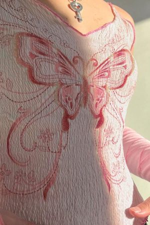 Quick Outfits, Modest Fashion Outfits Ideas Y2K Butterfly Pink Crop Top