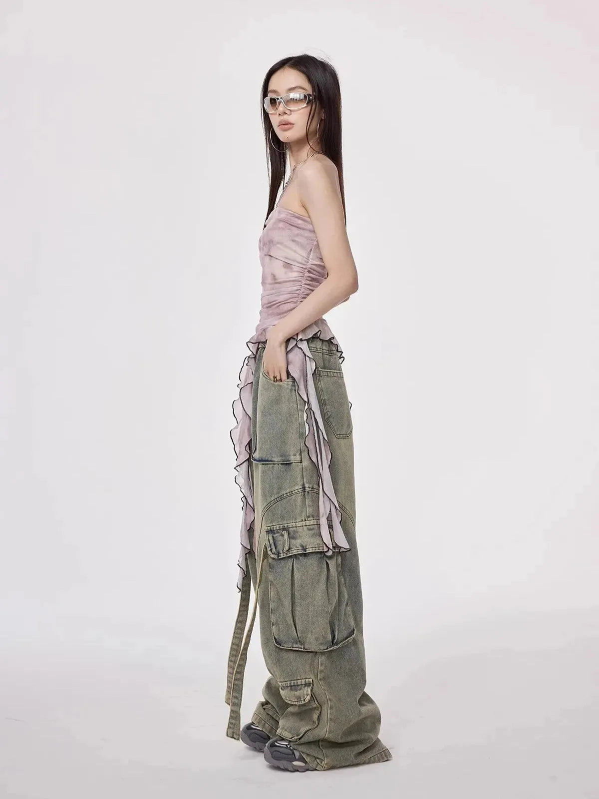 Quick Outfits, Modest Fashion Outfits Ideas Y2K Cargo Jeans Quick Outfits, Modest Fashion Outfits Ideas Y2K Cargo Jeans