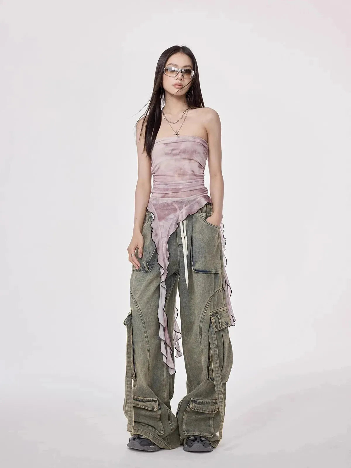 Quick Outfits, Modest Fashion Outfits Ideas Y2K Cargo Jeans Quick Outfits, Modest Fashion Outfits Ideas Y2K Cargo Jeans