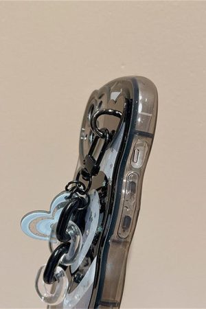 Quick Outfits, Modest Fashion Outfits Ideas Y2k Chain and Heart iPhone Case