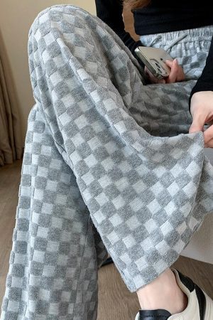 Quick Outfits, Modest Fashion Outfits Ideas Y2K Checkered Sweatpants