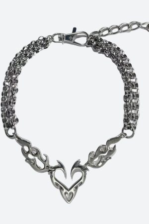 Quick Outfits, Modest Fashion Outfits Ideas Y2K Flaming Heart Necklace