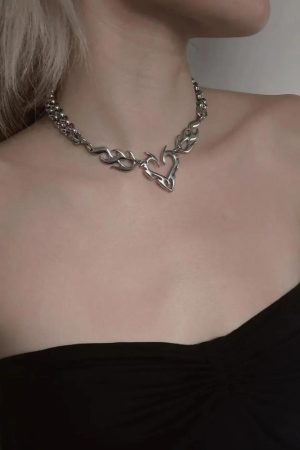 Quick Outfits, Modest Fashion Outfits Ideas Y2K Flaming Heart Necklace