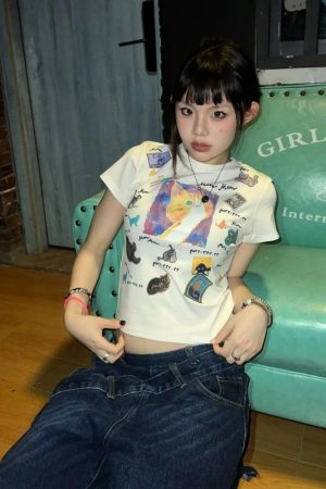 Quick Outfits, Modest Fashion Outfits Ideas Y2K Graphic Cat Tee