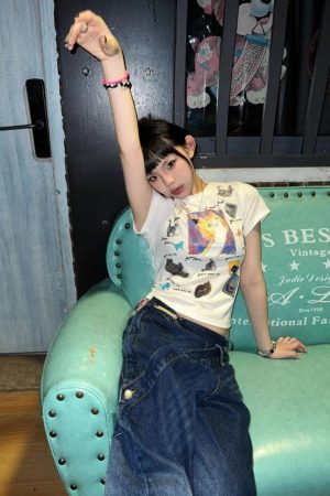 Quick Outfits, Modest Fashion Outfits Ideas Y2K Graphic Cat Tee