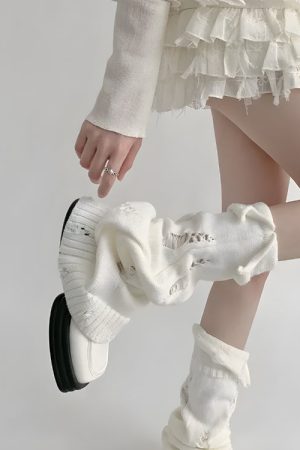 Quick Outfits, Modest Fashion Outfits Ideas Y2K Grunge Distressed Knitted Leg Warmers