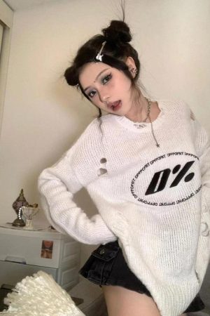 Quick Outfits, Modest Fashion Outfits Ideas Y2K Grunge Distressed Knitted Sweater