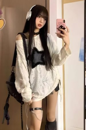 Quick Outfits, Modest Fashion Outfits Ideas Y2K Grunge Star Distressed Sweater