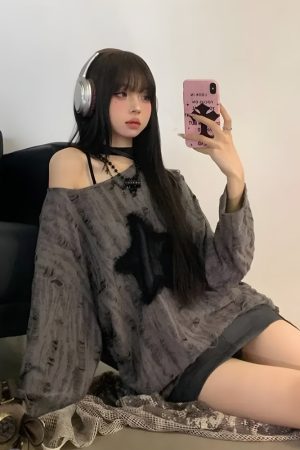 Quick Outfits, Modest Fashion Outfits Ideas Y2K Grunge Star Distressed Sweater