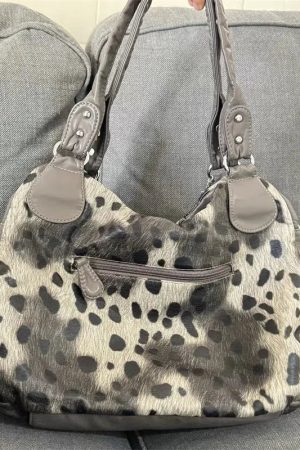 Quick Outfits, Modest Fashion Outfits Ideas Y2K Leopard Faux Fur Bag