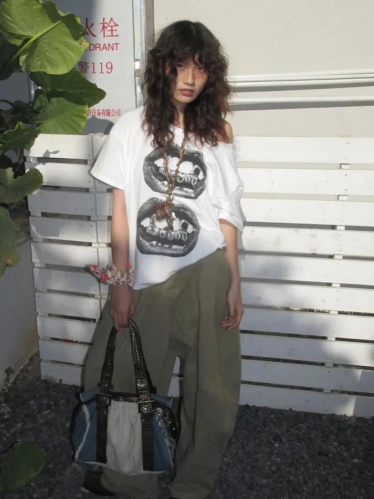 Quick Outfits, Modest Fashion Outfits Ideas Y2K One Shoulder Lips Tee Quick Outfits, Modest Fashion Outfits Ideas Y2K One Shoulder Lips Tee