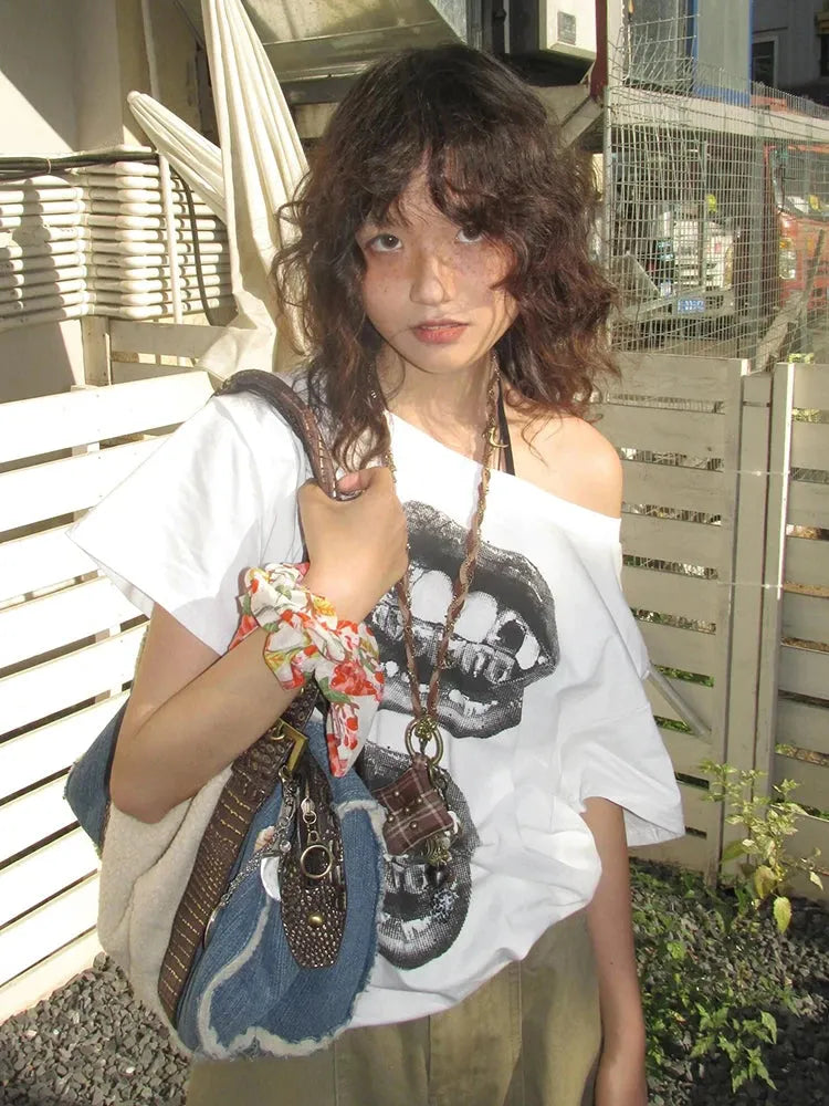 Quick Outfits, Modest Fashion Outfits Ideas Y2K One Shoulder Lips Tee Quick Outfits, Modest Fashion Outfits Ideas Y2K One Shoulder Lips Tee