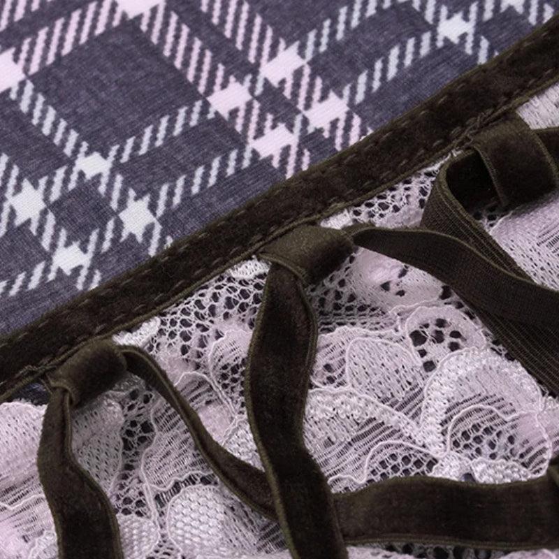 Quick Outfits, Modest Fashion Outfits Ideas Y2K Plaid Cami Top Quick Outfits, Modest Fashion Outfits Ideas Y2K Plaid Cami Top