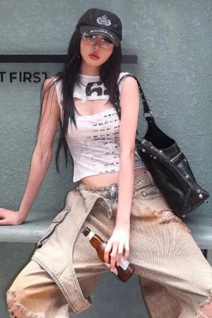 Quick Outfits, Modest Fashion Outfits Ideas Y2K Printed Cut Out Top