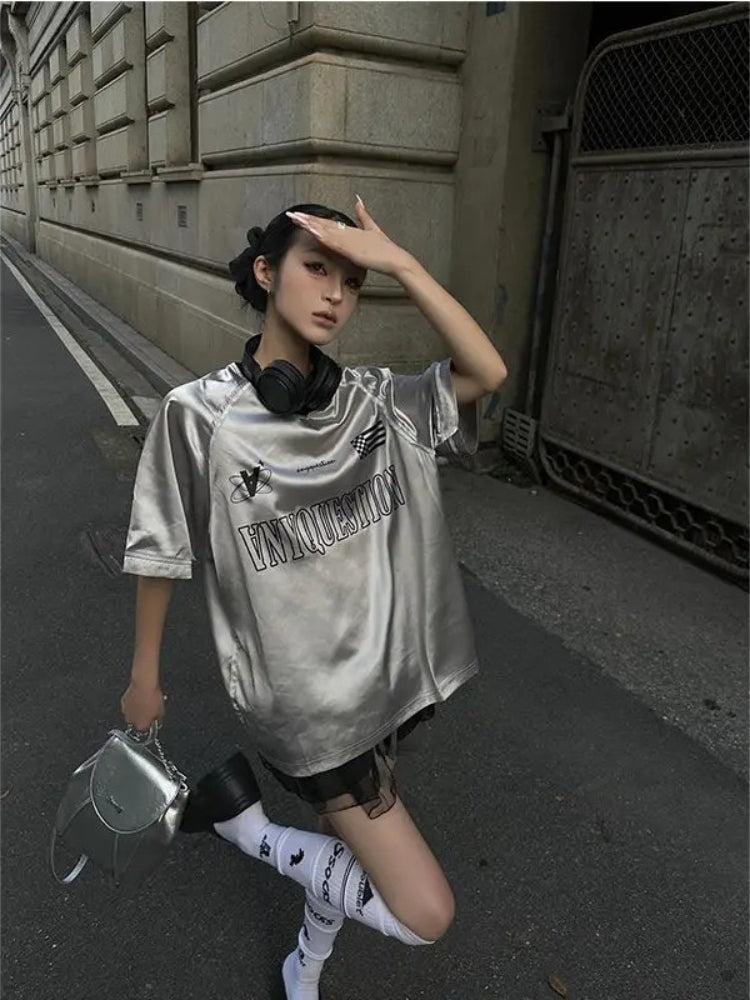 Quick Outfits, Modest Fashion Outfits Ideas Y2K Silver Oversized Tee Quick Outfits, Modest Fashion Outfits Ideas Y2K Silver Oversized Tee