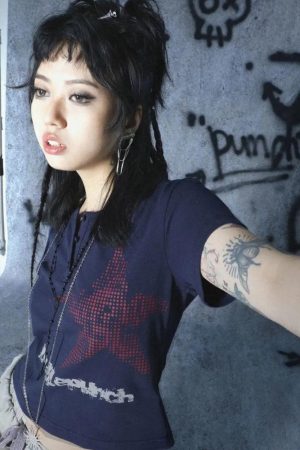 Quick Outfits, Modest Fashion Outfits Ideas Y2K Star Button-Up Tee