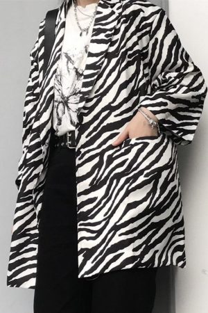 Quick Outfits, Modest Fashion Outfits Ideas Zebra Print Long Blazer