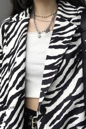 Quick Outfits, Modest Fashion Outfits Ideas Zebra Print Long Blazer