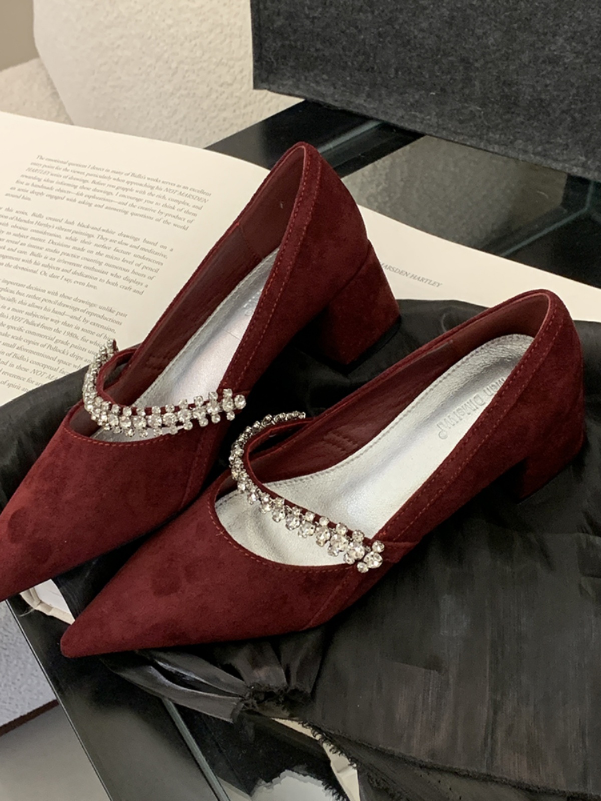 Red Chunky Heels Mary Jane Wedding Shoes with Rhinestones for Spring & Autumn 2025 - Stylish Pointed-Toe Design for Dresses