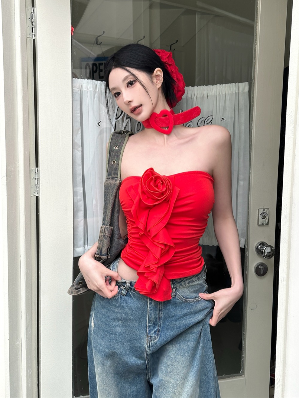 Red Spicy Girl Off-Shoulder Strapless Tank Top with 3D Floral Pleats - Summer Sexy Style for Women, Perfect for 90s and Y2K Fashion.