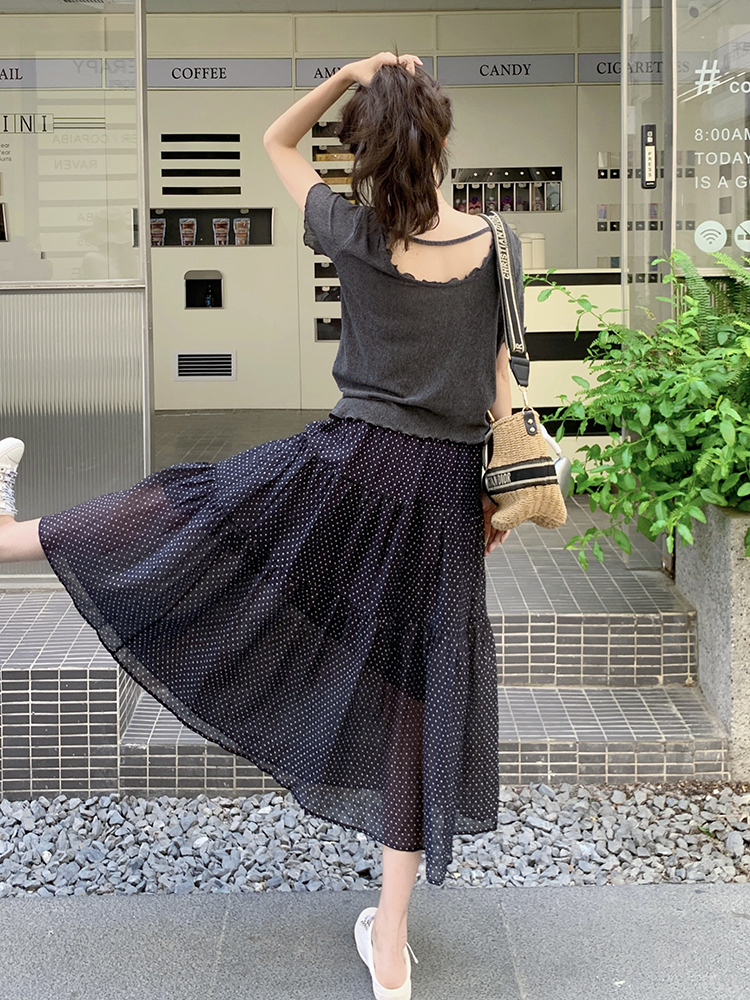 Relaxed Fit Short-Sleeve Two-Piece Summer Outfit for Women - Elegant Skirt Set, Simple and Stylish, Perfect for Casual Days Relaxed Fit Short-Sleeve Two-Piece Summer Outfit for Women - Elegant Skirt Set, Simple and Stylish, Perfect for Casual Days