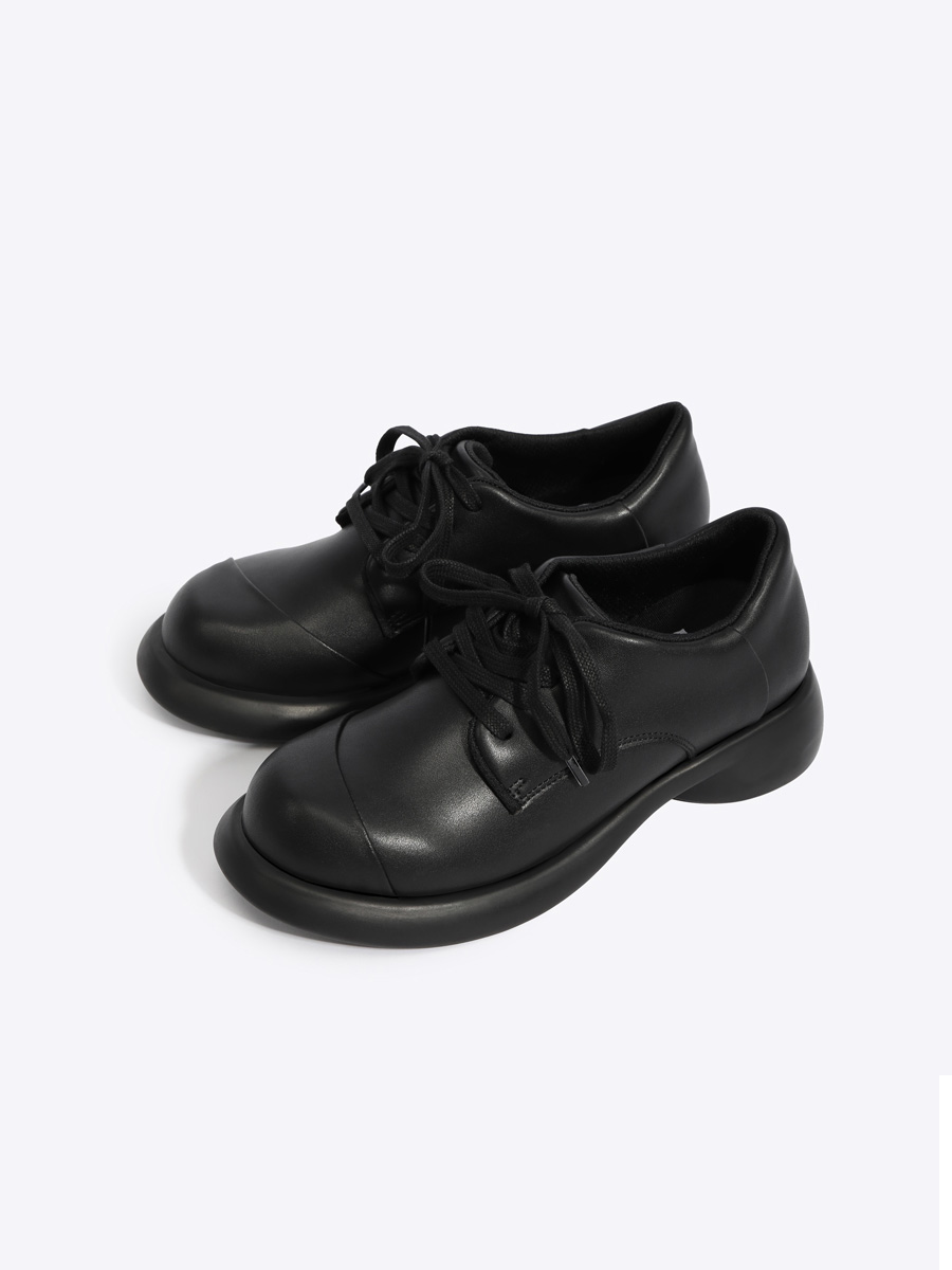 Retro Black Leather Flats for Women - Thick-Soled Soft Sports Shoes, Spring/Summer 2025, Niche Vintage Style Retro Black Leather Flats for Women - Thick-Soled Soft Sports Shoes, Spring/Summer 2025, Niche Vintage Style