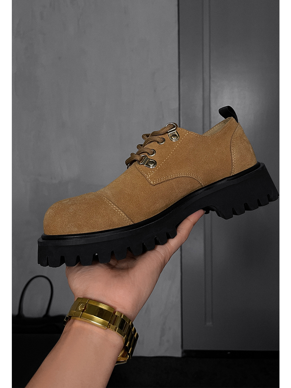 Retro British Style Spliced Suede Round-Toe Derby Shoes for Autumn - Height-Increasing Workwear Footwear Retro British Style Spliced Suede Round-Toe Derby Shoes for Autumn - Height-Increasing Workwear Footwear