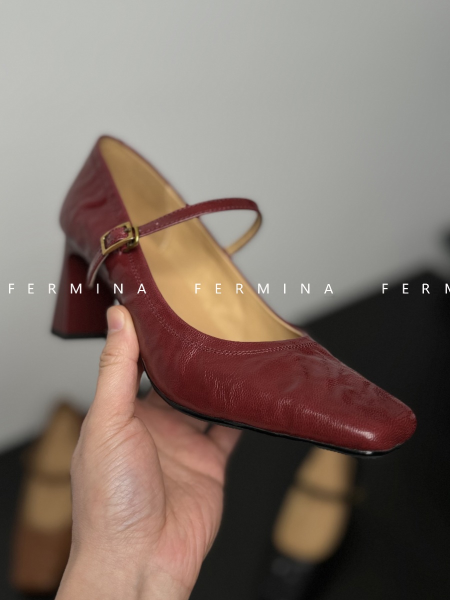 Retro Cherry Red Mary Jane Shoes for Women - 2025 New Style Square-Toe Chunky Heels, Vintage Inspired Fashion Footwear Retro Cherry Red Mary Jane Shoes for Women - 2025 New Style Square-Toe Chunky Heels, Vintage Inspired Fashion Footwear